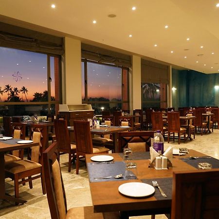Vits The Somnath Gateway Hotel Kültér fotó