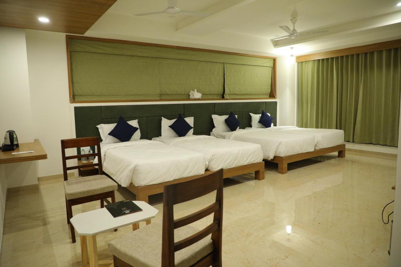 Vits The Somnath Gateway Hotel Kültér fotó