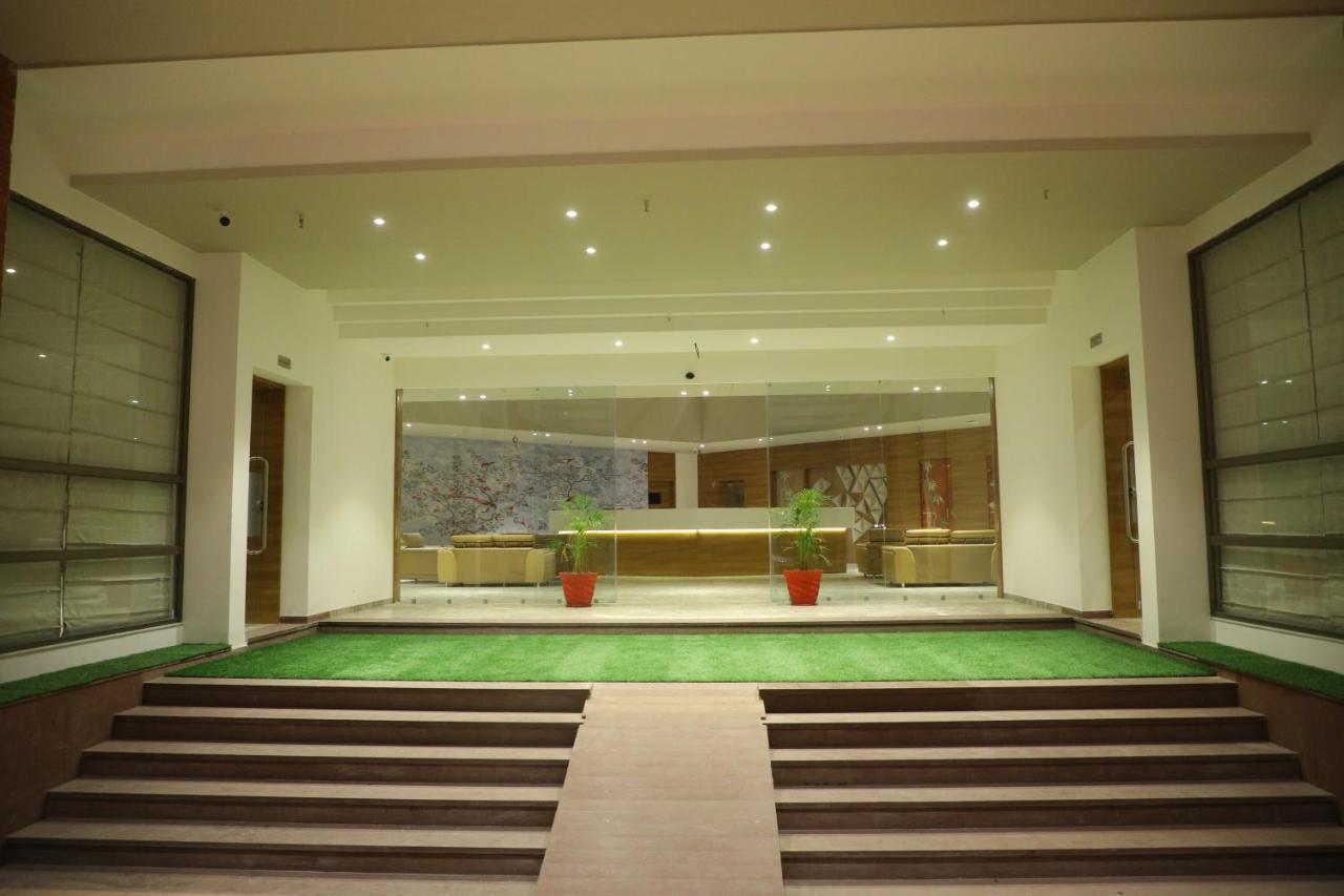 Vits The Somnath Gateway Hotel Kültér fotó