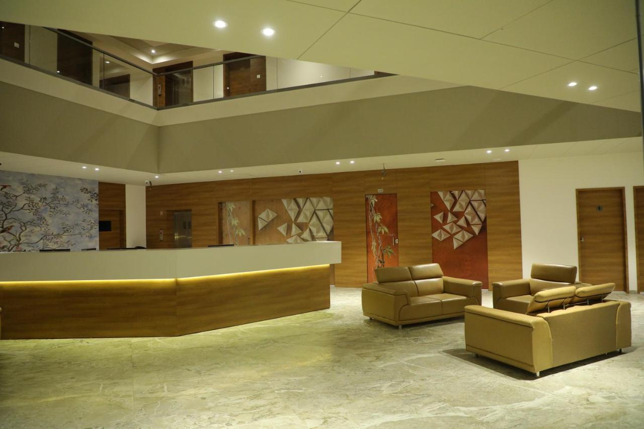 Vits The Somnath Gateway Hotel Kültér fotó