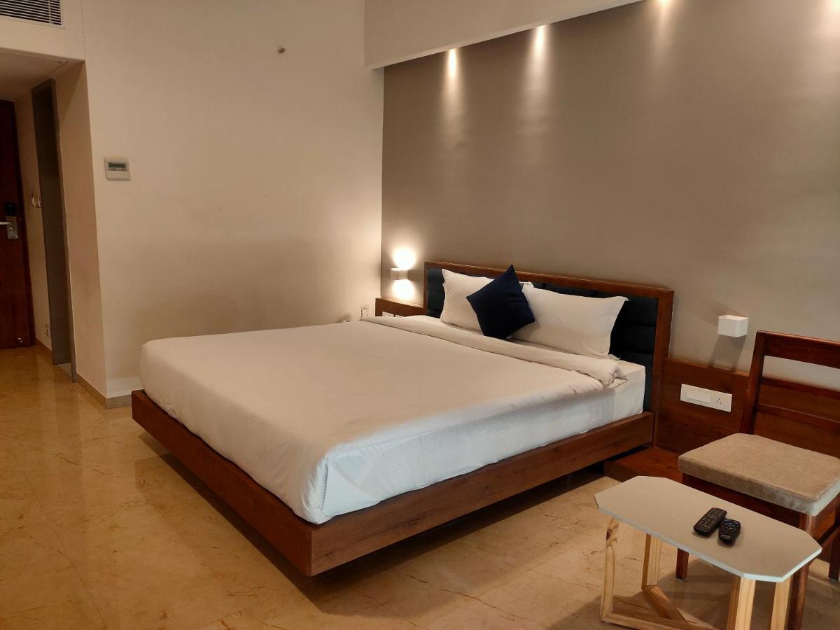 Vits The Somnath Gateway Hotel Kültér fotó