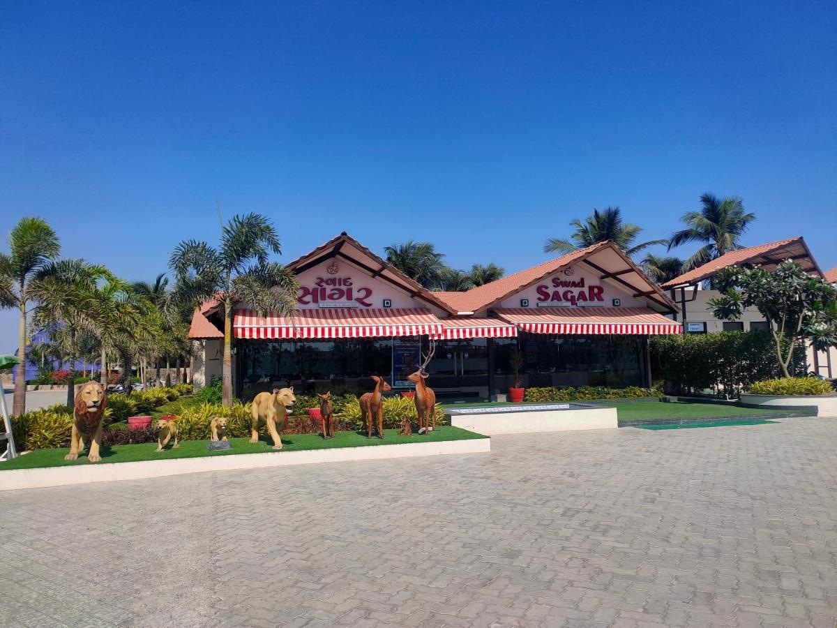 Vits The Somnath Gateway Hotel Kültér fotó